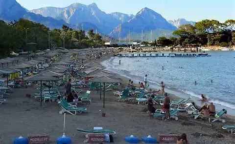 Ξενοδοχείο με διαμερίσματα Himeros Κεμέρ