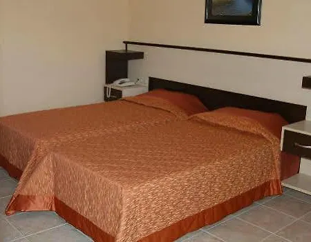 Himeros מלון דירות קמר